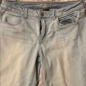 Jean light wash American eagle